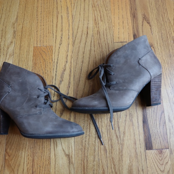 Tie up booties - Picture 8 of 8